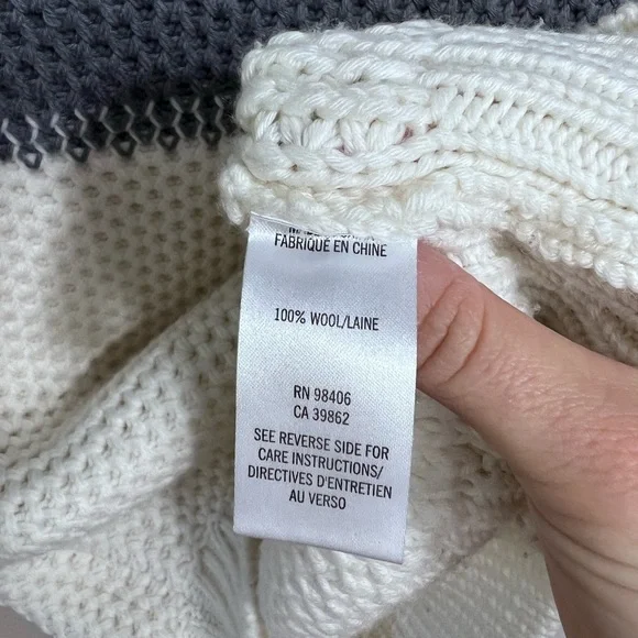 Theory Chunky Knit Wool Crewneck Pullover Sweater - Picture 6 of 7